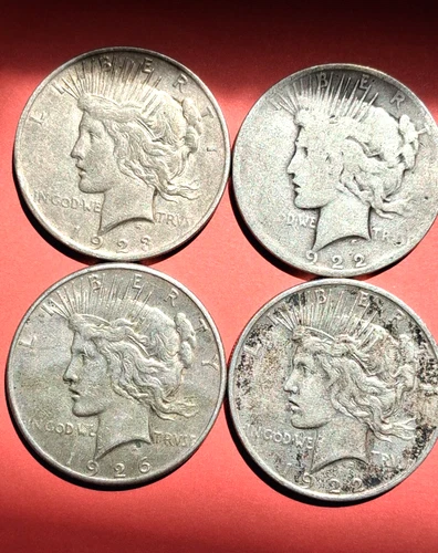 Lot of 4 Peace Silver Dollars - 1 'S' & 2 'D'