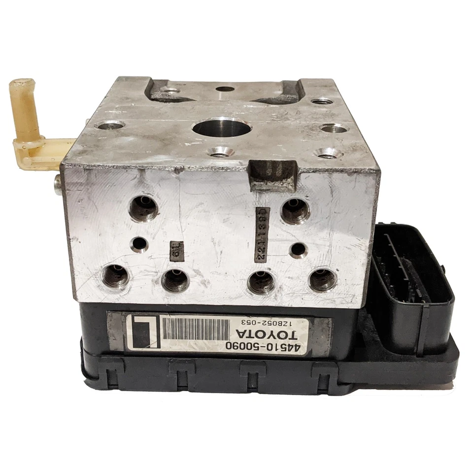 Modulador actuador bomba de freno ABS antibloqueo OEM Lexus LS460 LS500h LS600h 07-19 Foto 2 de 4