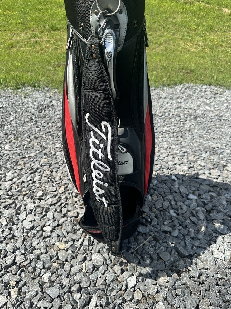 Titleist Midsize Black White And Red Staff Golf Bag w/ Rain Hood 6