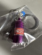 NOS Flasche Schlüsselanhänger Auto Tuning Lachgas JDM Anhänger Lila Metall