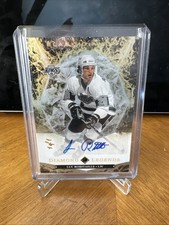 Luc Robitaille Cards, Rookie Cards and Autographed Memorabilia Guide 14