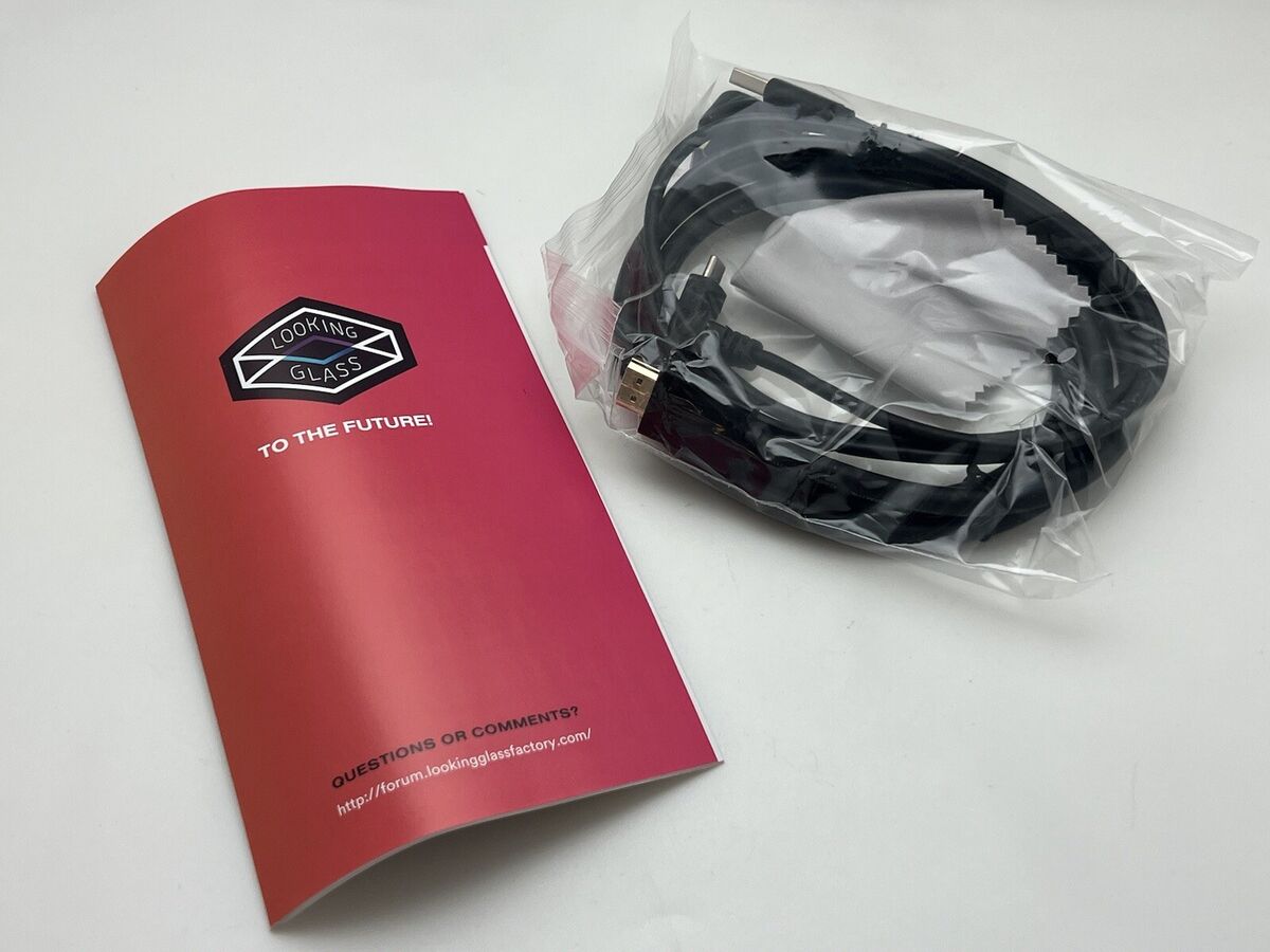 Looking Glass Holographic 3D Display 8.9” Residential Looking Glass Holographic 3D Display 8.9” Residential