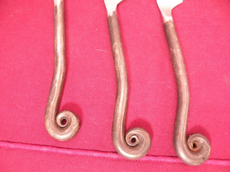 Set Of 3 GOURMET SETTINGS TREBLE CLEF Stainless Dinner Knives Flatware