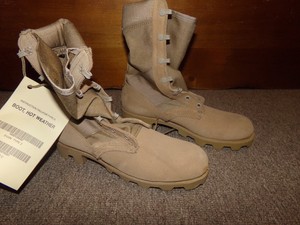 desert boots size 5