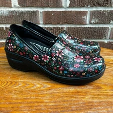 Easy Works by Easy Street Black Floral Women's Laurie Clog Size 9M