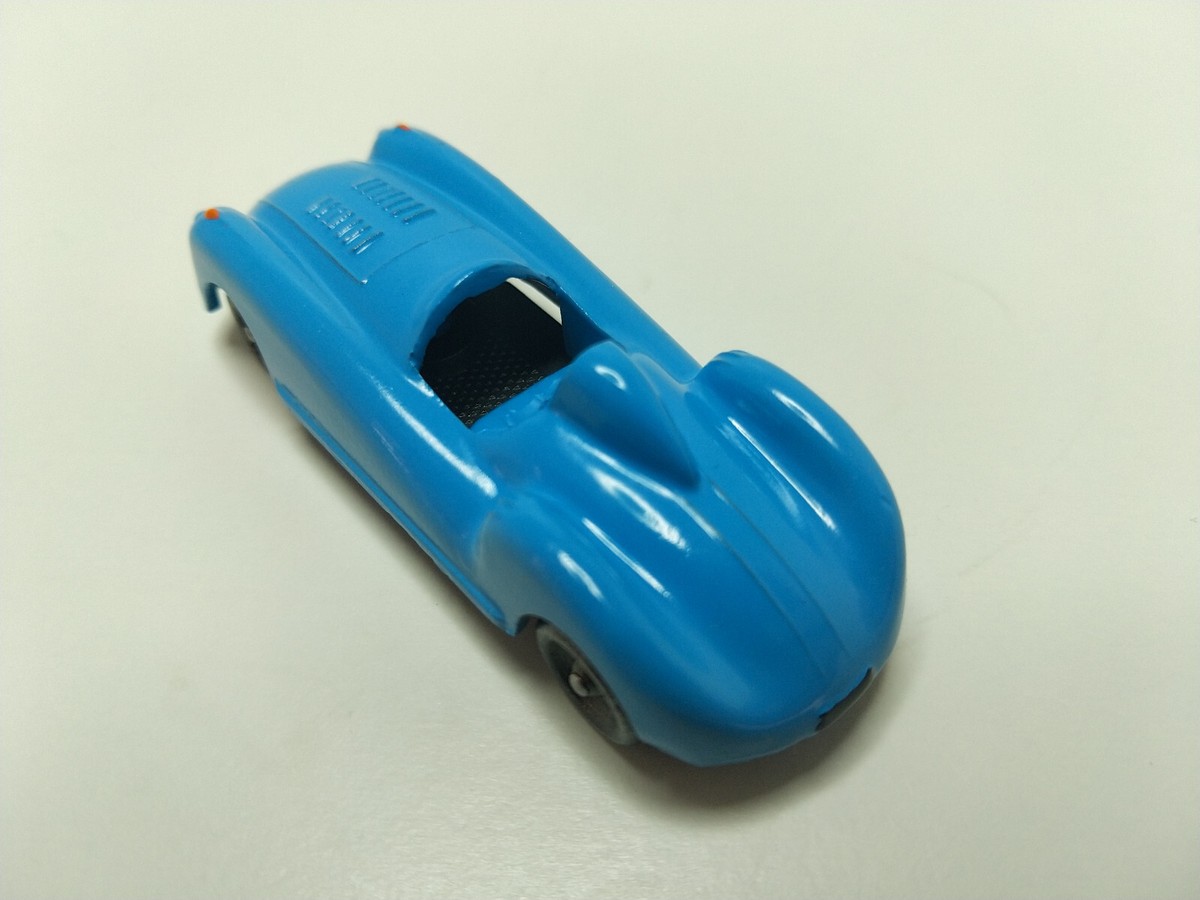 Tatra 600 Tatraplan (NEO) 1/43e