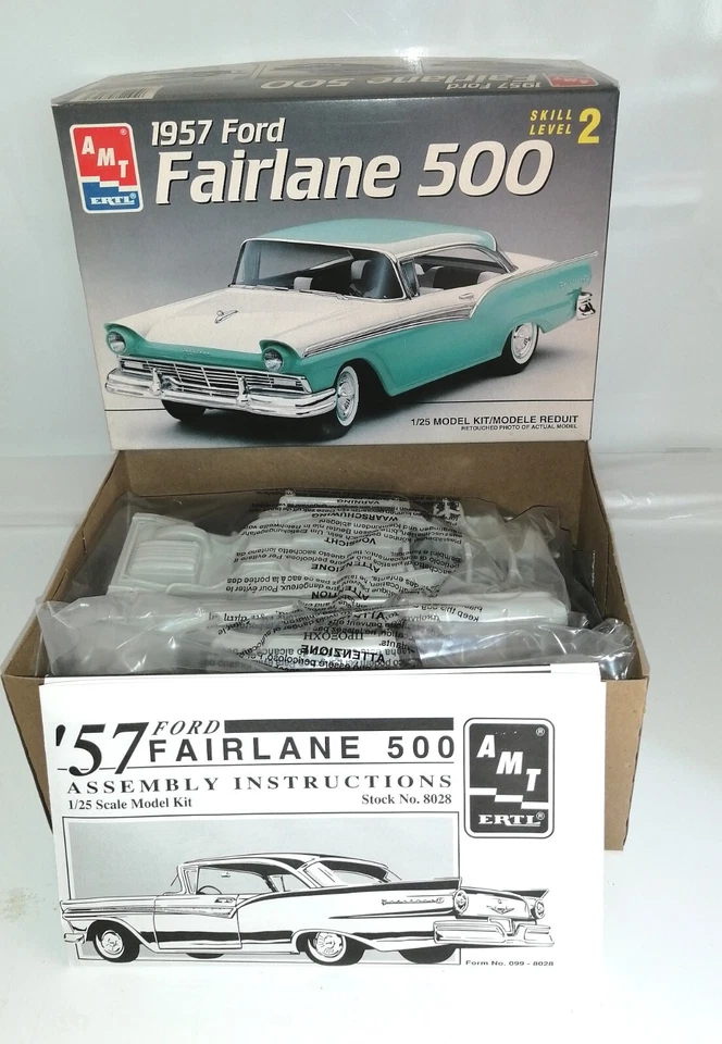 AMT ERTL 1/25 FORD FAIRLANE 500 1957 REF.8028 KIT MONTAGGIO OBSOLETO - Immagine 2 di 2