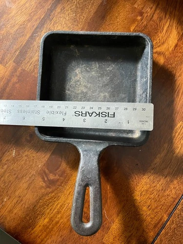 Vintage LODGE 5.5" Square Cast Iron Skillet Frying Pan 5WS - Made in USA