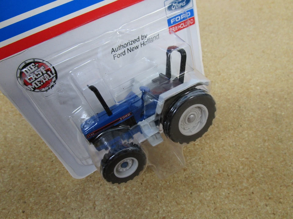 Ford New Holland 7740 MFWD tractor ERTL 1/64 diecast farm toy B14 Z - Image 2 of 4