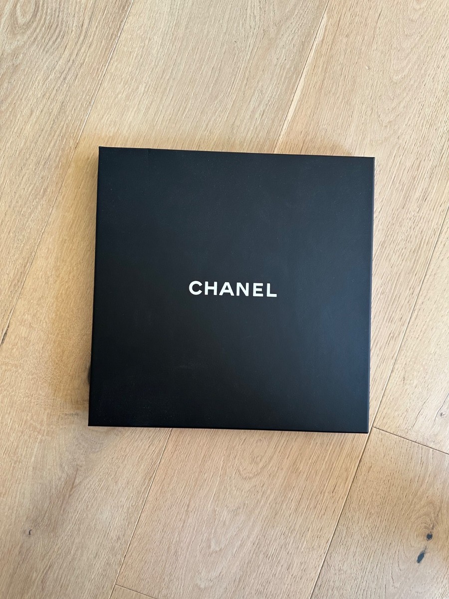 New Auth Chanel Black Medium Square Scarf Hat Box 10.5” x 10.5” | eBay