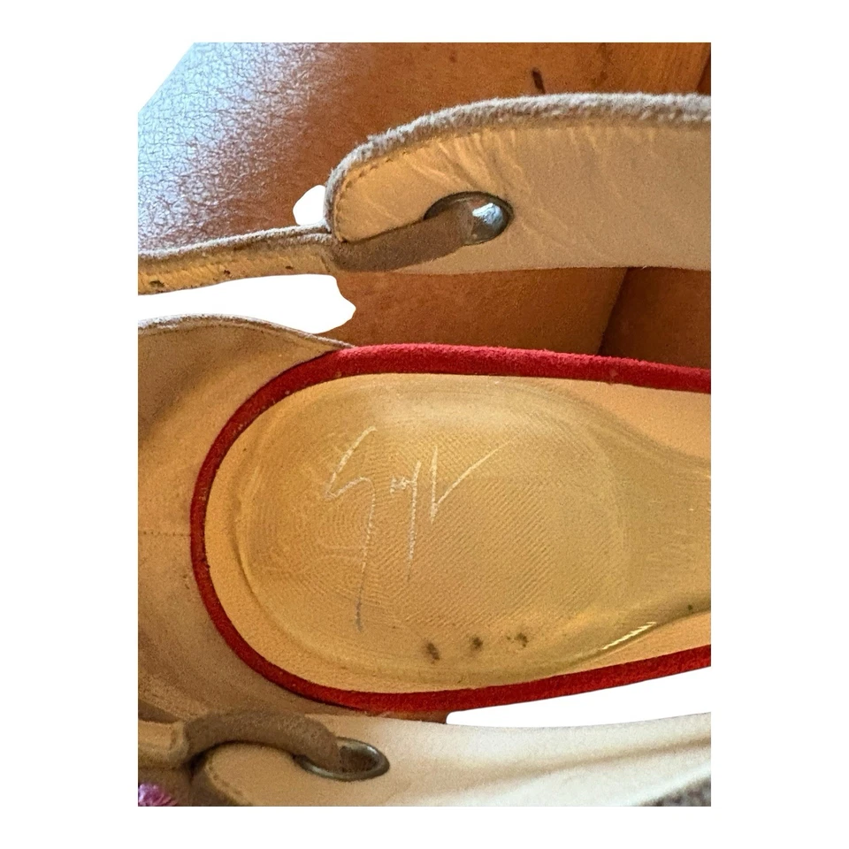 Giuseppe Zanotti Hecho en Italia Botines con Cremallera Gamuza Nude Rojo Talla 38 Foto 4 de 4