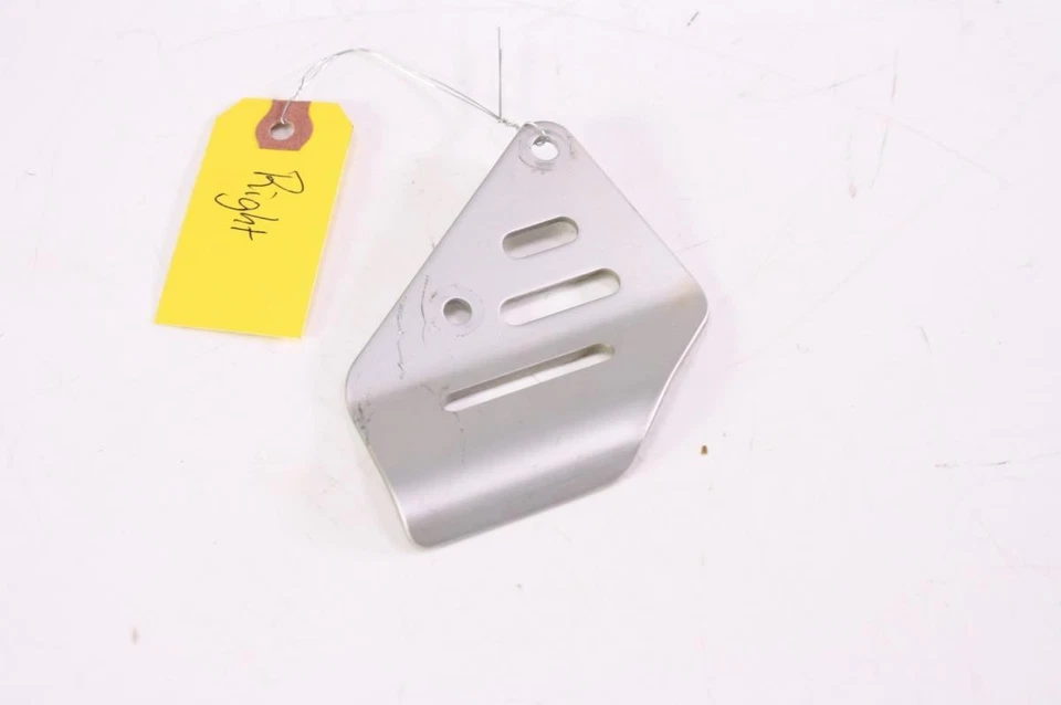 Protetor de calcanhar lateral direito 11 Suzuki DL 650 V-Strom - Imagem 2 de 4