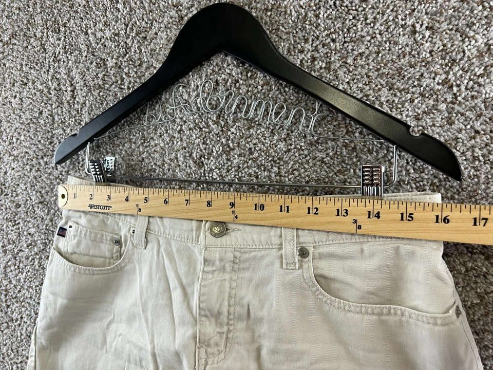 Ralph Lauren Ivory 4" Saturday Shorts Light Wash Classic Shorts Women's Size 8 - Image 4 of 4