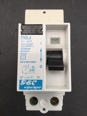 TE Connectivity Micro Quadlock système Crimp Terminal Contact d/'affaires Femelle 0.2mm² à