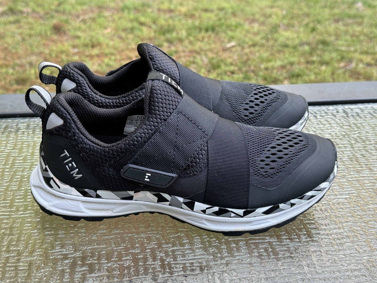 TIEM Slipstream Women’s Size 7.5 Black Spin Cycle Athletic Shoes with