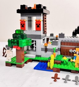 Vintage Lego Retired Minecraft 'The Fortress' 21127  Set 99.99% Complete! No Box