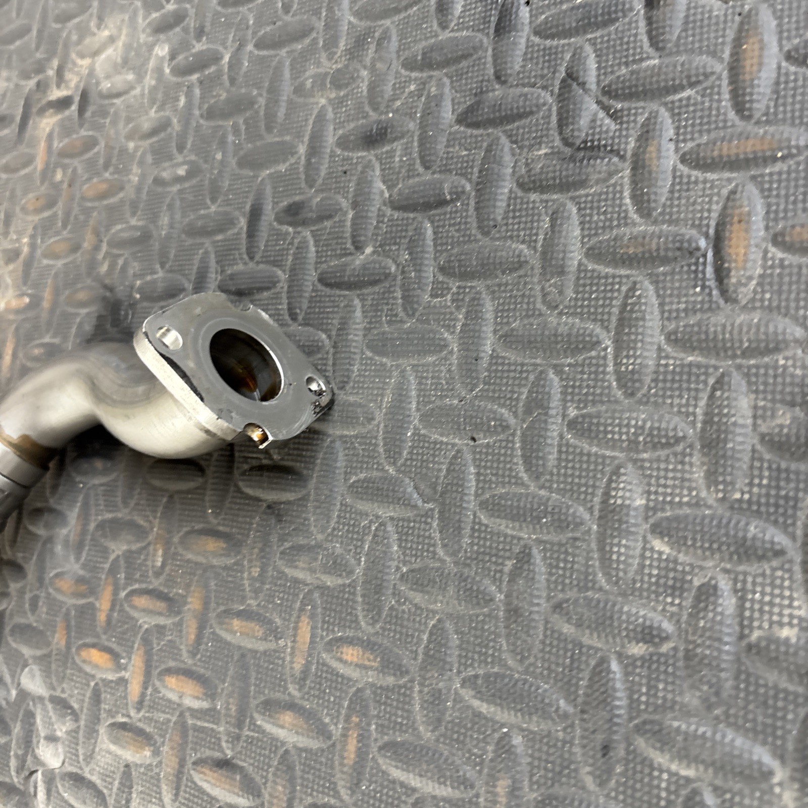 Audi R8 2017 Oil cooler line P/N 4S0117413