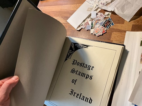 Ireland Eire glory box 2 albums leaves cards 1940 set mint on off paper pax 3kg - Picture 4 of 24