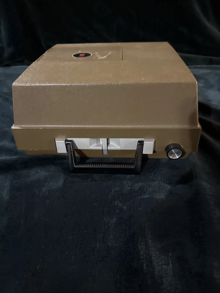 GAF Anscomatic 660 Slide Projector *No Slide Tray* - Tested & Working - Image 3 of 4