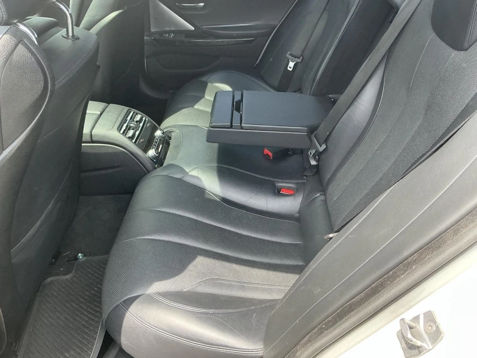 BMW 650I  2013 Rear Seat 60/40 Split Bench Leather Black 4 Dr Gran Coupe  844127 Foto 2 de 4