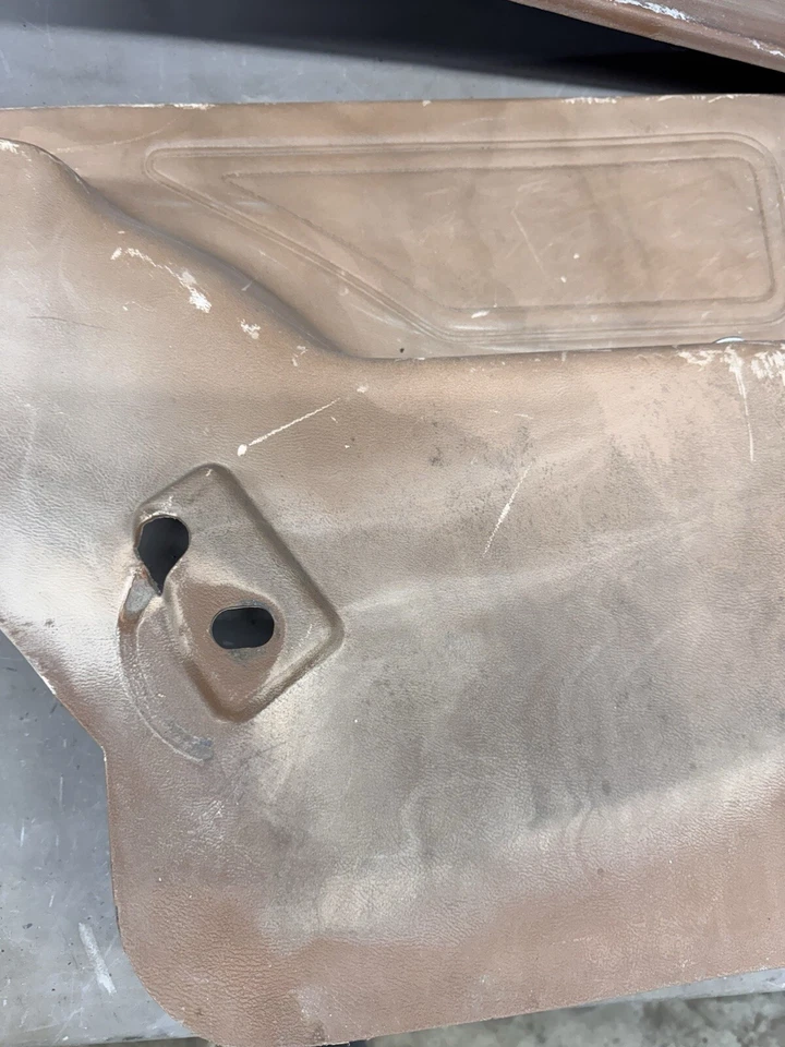 Panel de moldura de maletero de carga Chevy Vega 1974-1977 Astre Skyhawk Starfire OEM Foto 3 de 4