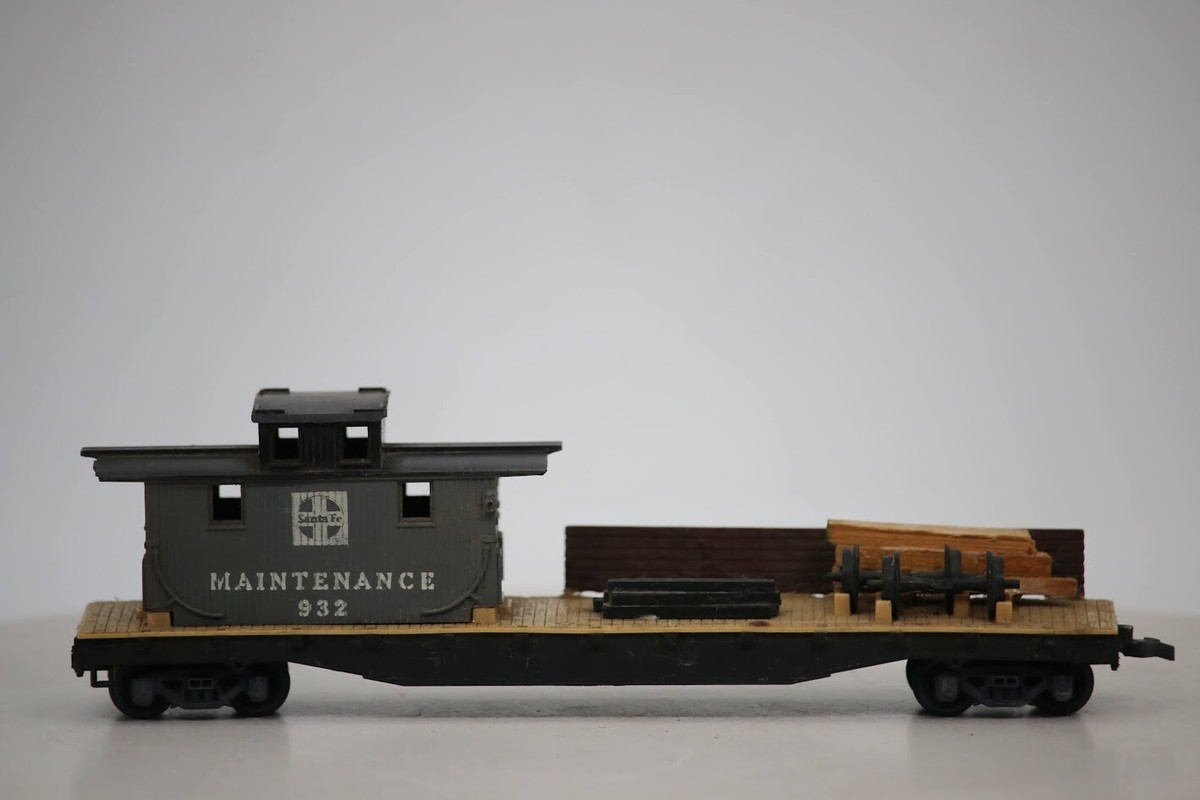 HO Scale Vintage Train TYCO Maintenance Car 932 Santa Fe Southern