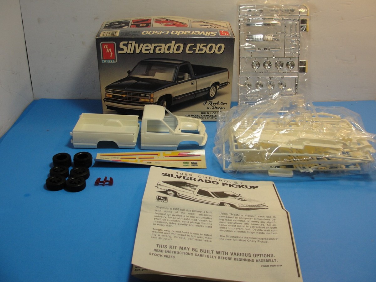 1/25 Chevrolet Silverado C-1500 Pickup Truck 1989 Model Kit