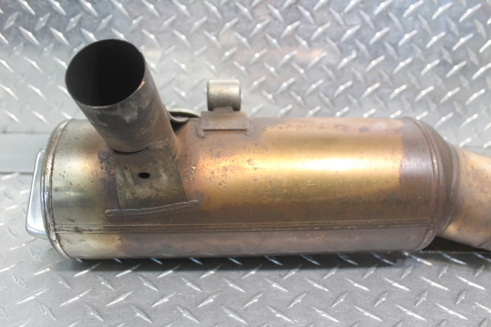 2001 BMW F650GS ABS LEFT/RIGHT EXHAUST PIPE MUFFLER SLIP ON CAN SILENCER - Image 3 of 4