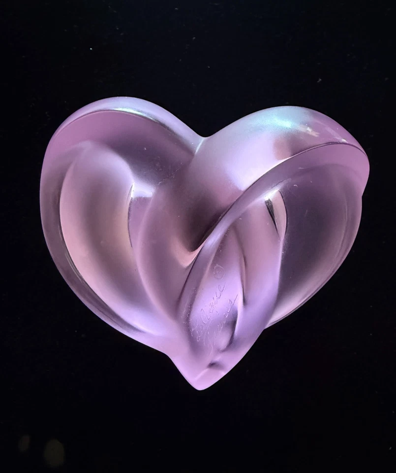 LALIQUE Pink Satin Crystal Entwined Knotted Heart Paperweight Vintage - Image 2 of 3