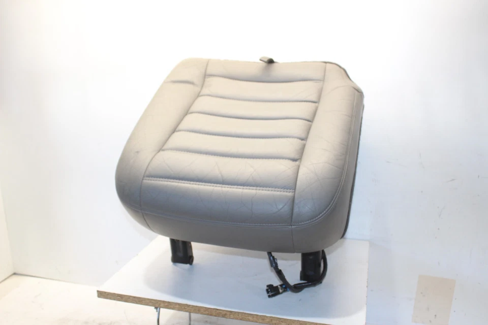 2003 2004 2005 2006 HUMMER H2 6.0 ЗАДНЕЕ ПРАВОЕ СИДЕНЬЕ СНИЗУ - Изображение 2 из 4