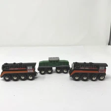 Maxim Enterprise Wooden Train Cars Lot of 3 Black Green Toy Trains Set 4.5"