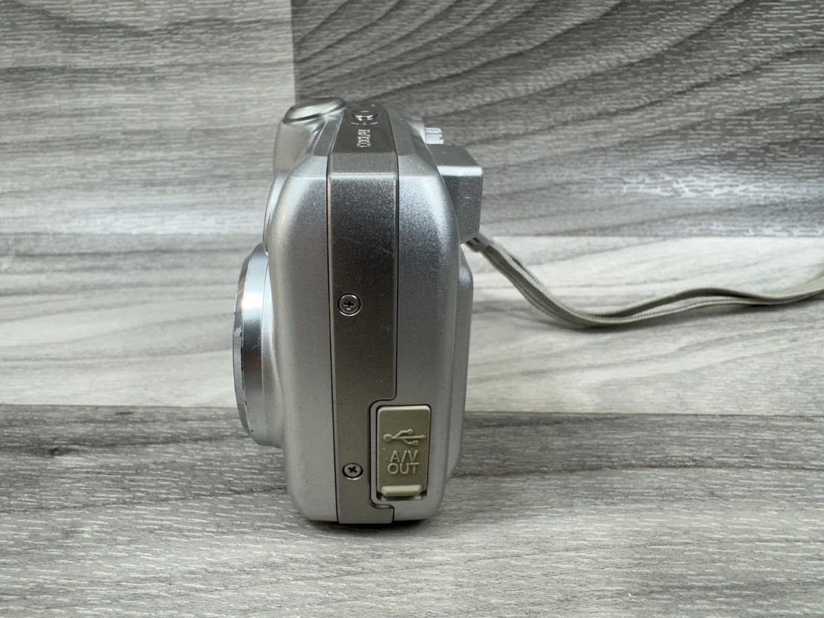 Nikon COOLPIX 3200 3.2MP Digital Camera - Silver for sale online