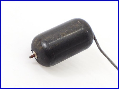 5x06GC35 SUZUKI 1985 RG400 Gamma Genuine Fuel Sensor RG500 - Picture 8 of 10