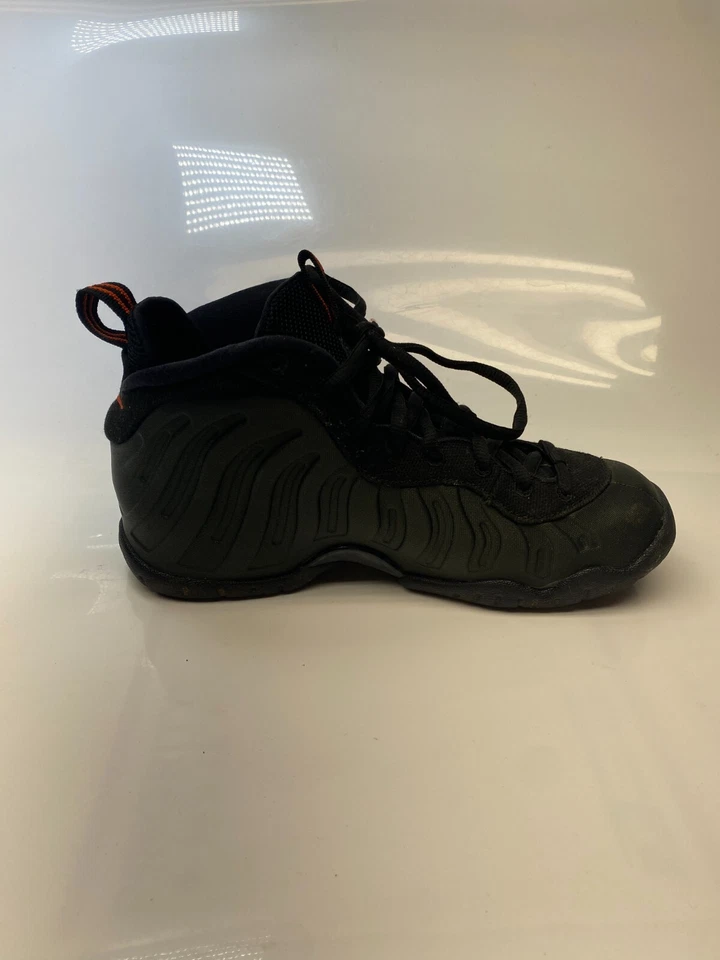 耐克男孩 Air Foamposite Pro 红杉深绿色运动鞋,尺寸 4Y — 第 4/4 张图片