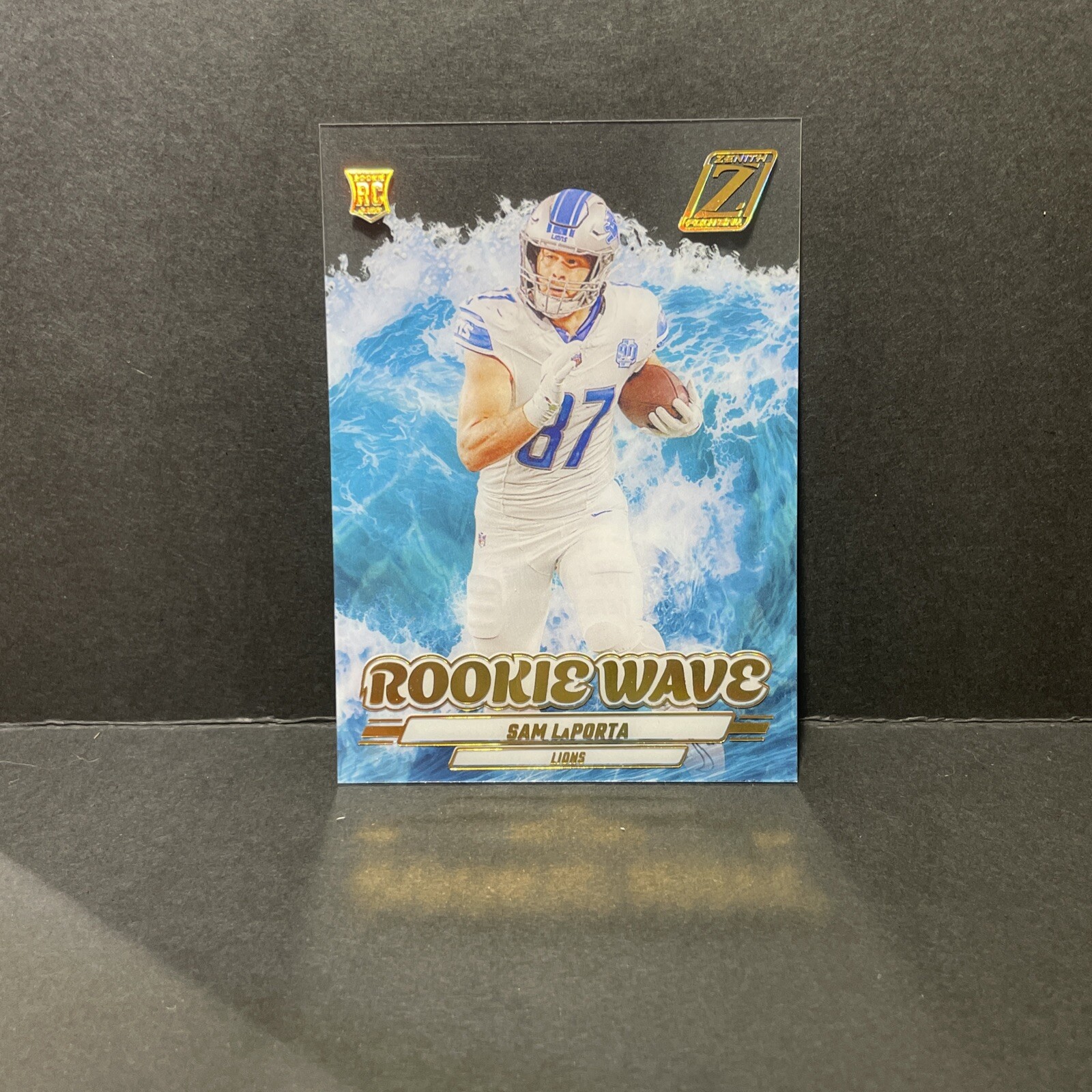 2023 Panini Zenith Football Sam LaPorta Rookie Wave SP Insert #35 - Lions RC