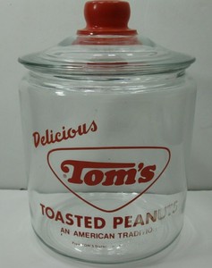 Tom-039-s-Toasted-Peanuts-Glass-Jar-Store-Counter-Display-Red-Lettering-Vintage