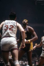 Los Angeles Lakers Wilt Chamberlain in action vs New York Kn - 1972 Old Photo 4