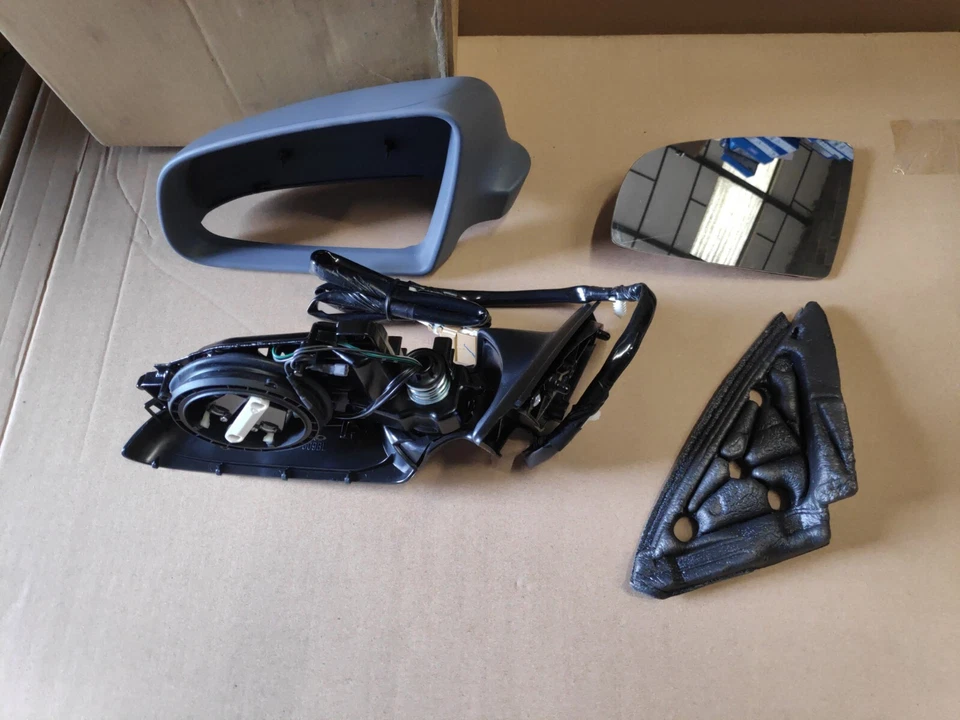 Espejo de puerta AUDI A4 2001-2005 eléctrico cebado manual plegable mano izquierda Foto 2 de 4