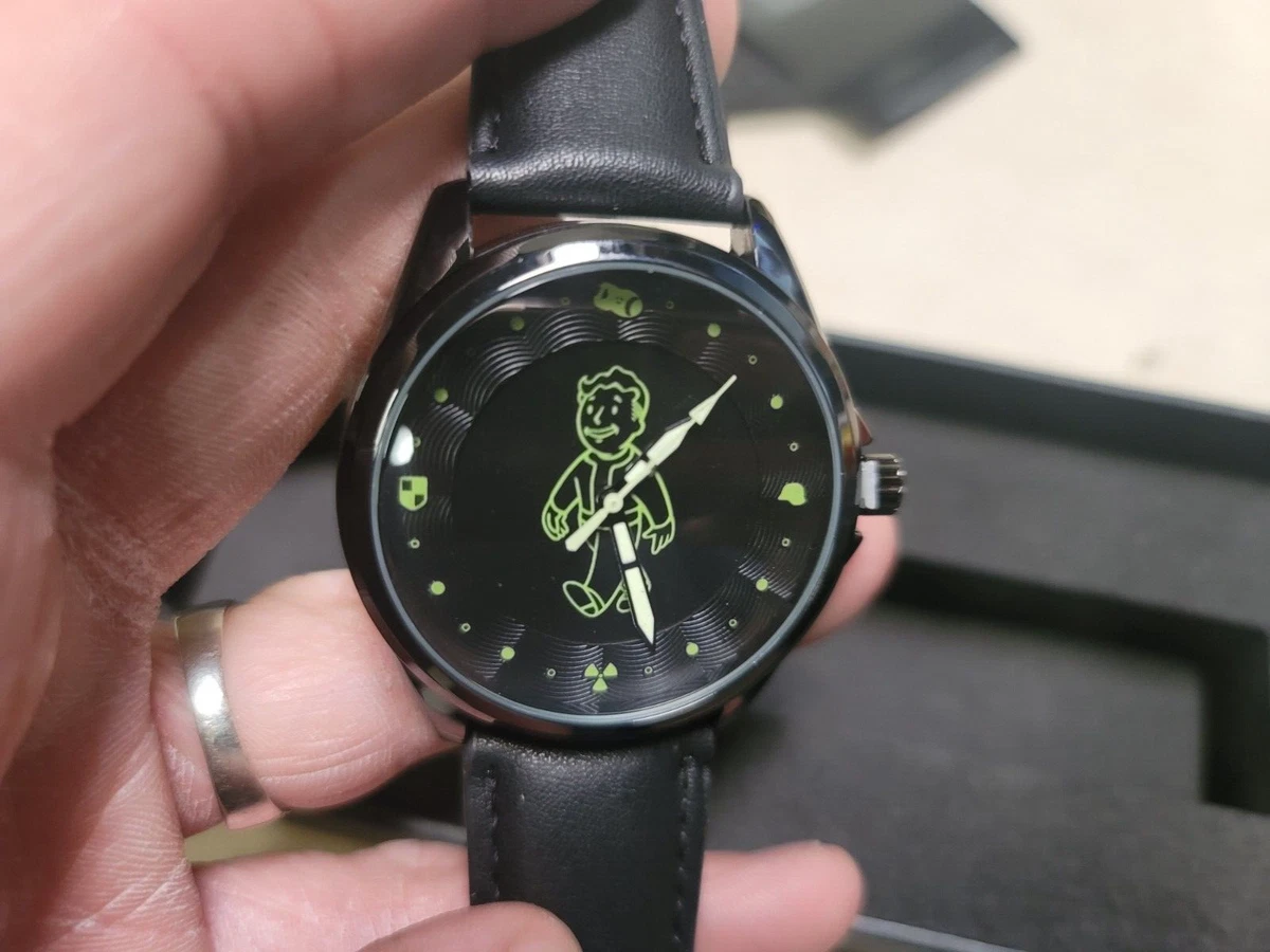 Fallout Vault Boy Pipboy Exclusive Limited Edition Analog Wrist Watch Leather