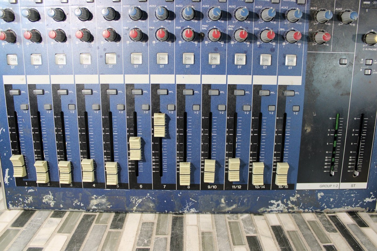 Yamaha Mixing Console MG16/4 NO CORDS NOT TESTED | eBay