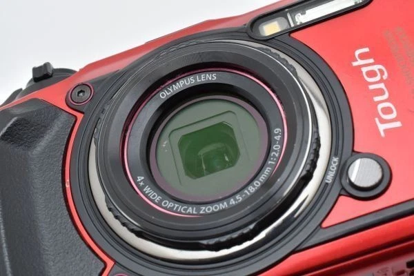 Cámara digital compacta Olympus Tough TG-5 roja F2 ~ F4,9 1/2,33 pulgadas CMOS Foto 4 de 4