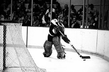 Old Large Nhl Hockey Photo New York Rangers Gilles Gratton 1970 3