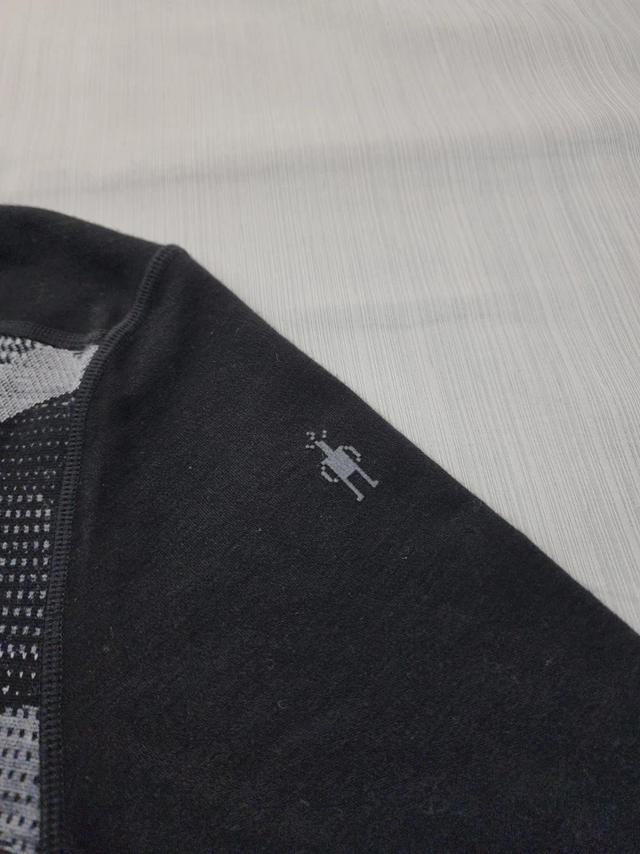 New Smartwool Men’s Classic Thermal 100% Merino Base Layer Crew Large Slim $110 - image 3 of 4