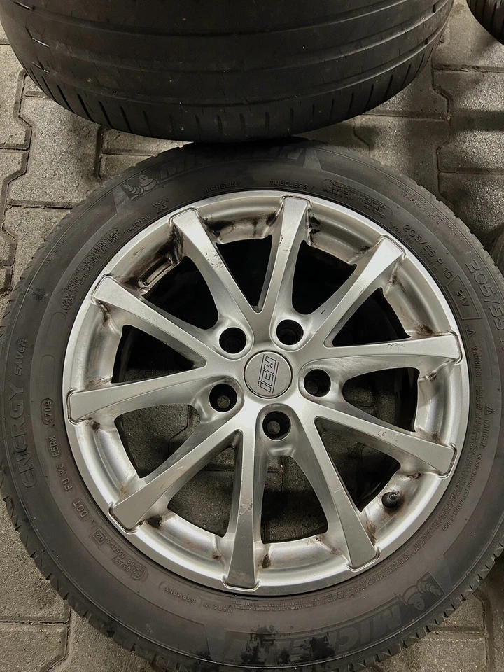 4x SEAT Sommerreifen mit Alufelgen  - Bild 3 von 4