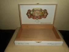 Vintage MY FATHER Cigars WOOD CIGAR BOX GARCIA & GARCIA Le Bijou 1922 Torpedo