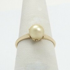 14k Gold Akoya Pearl Ring Pale Yellow Natural Solitaire Rare