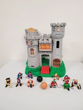 VTG Fisher-Price 1994 Great Adventures Castle Playset Castle 10 Figures Set 7110