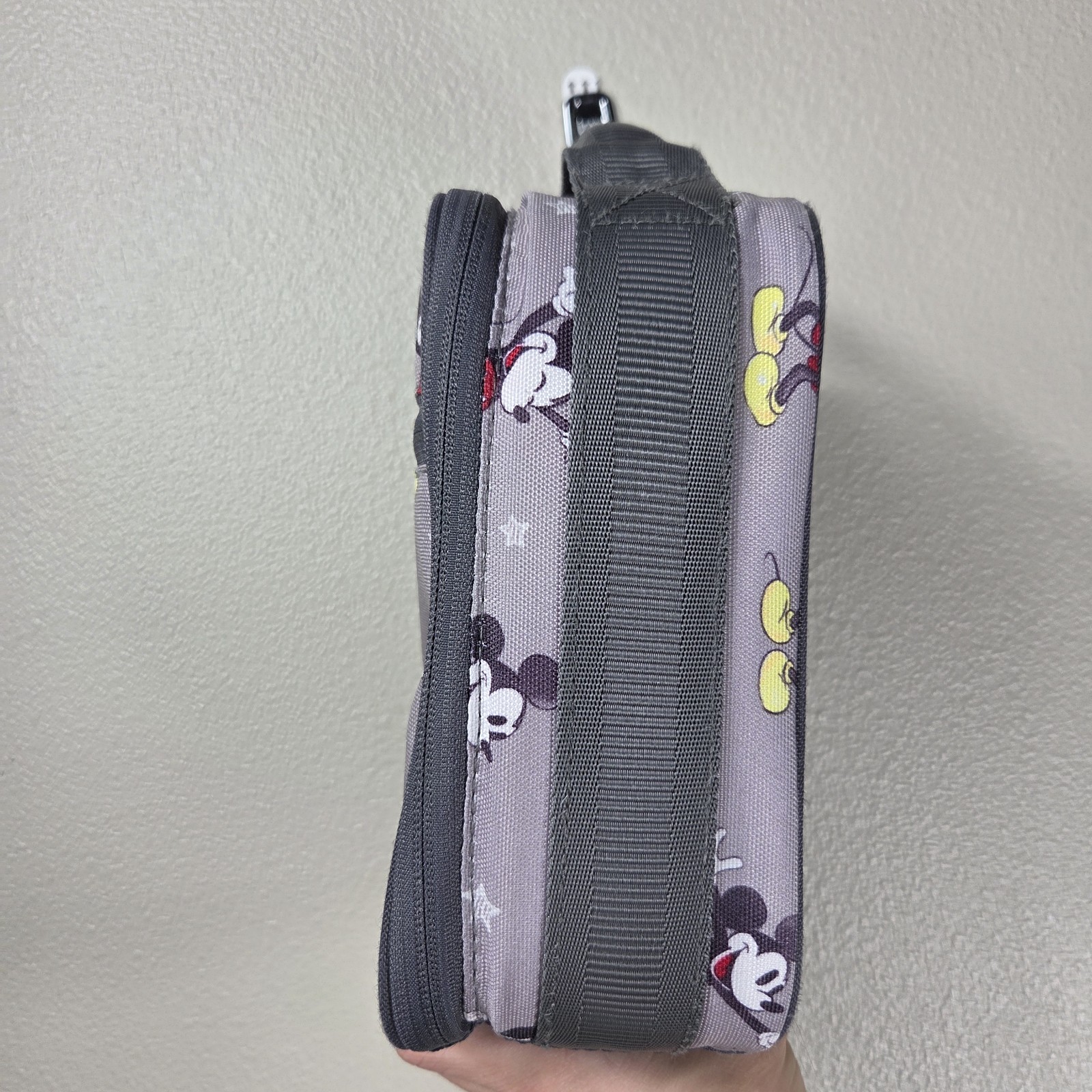 Pottery Barn Kids Disney Mickey Mouse Insulated Lunch Box Gray School Lunch Bag image 5