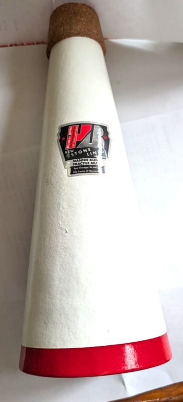 Humes & Berg Mannie Klein stone lined horn mute