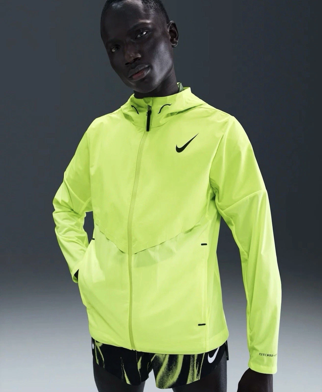 Nike AeroSwift Storm-FIT Men’s Size M Aerogami Jacket Volt Black FZ9039-702